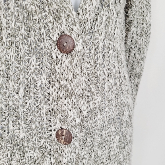 Anthropologie Angel of The North Chunky Knit Long Line  Button Up Cardigan - Picture 3 of 9